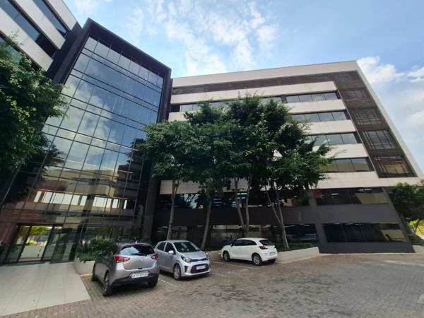1 066 m² Commercial space