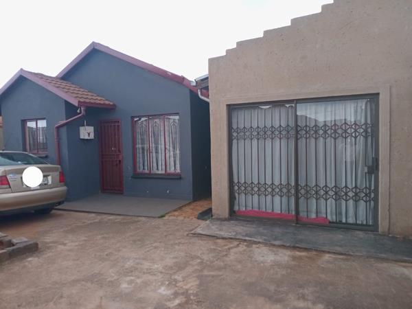 2 Bedroom House