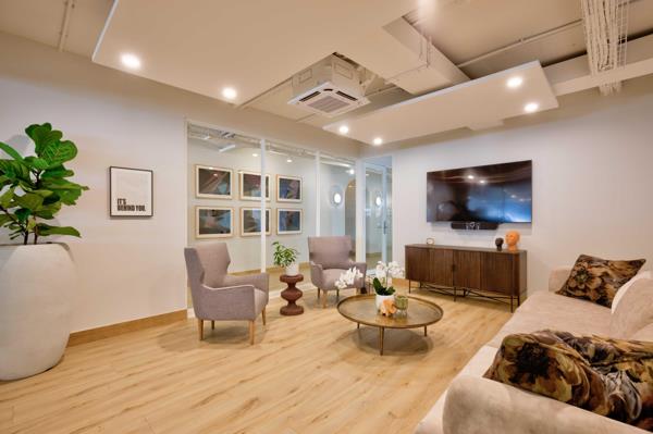 112.6 m² Commercial space