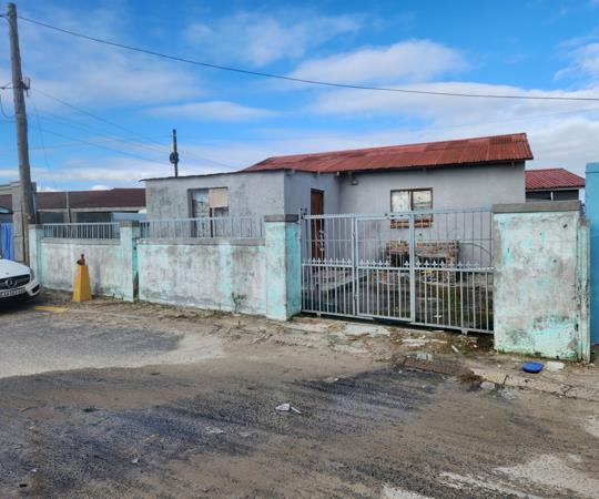 2 Bedroom House