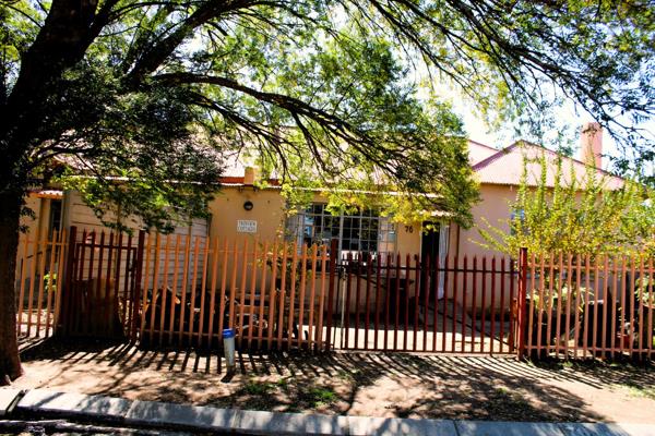 9 Bedroom House
