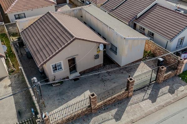 2 Bedroom House