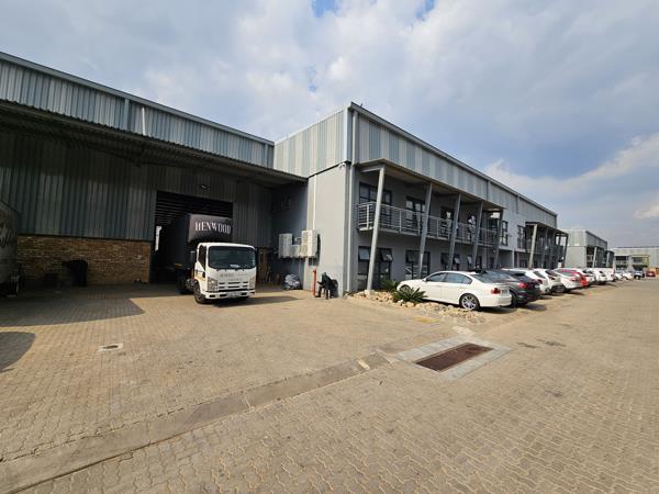 1 587 m² Industrial space