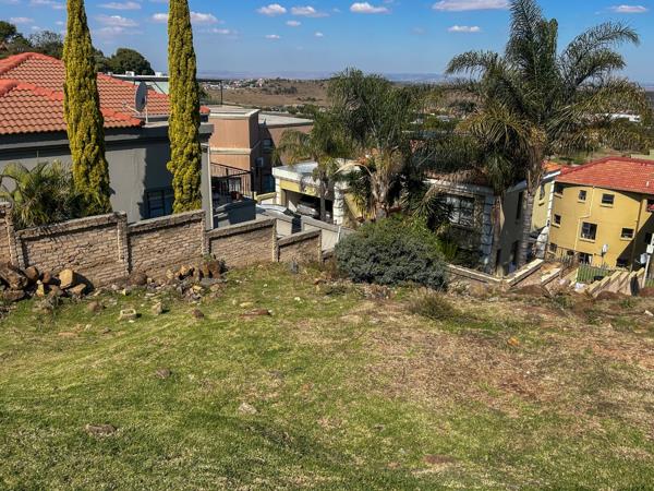 301 m² Land