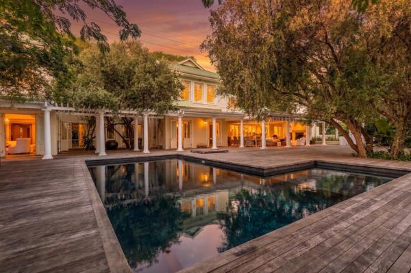 5 Bedroom House