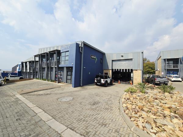 947 m² Industrial space