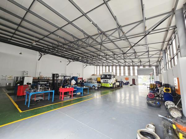 947 m² Industrial space