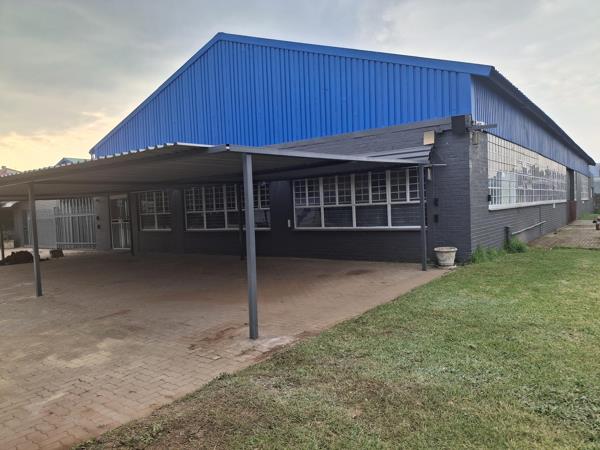 638 m² Industrial space