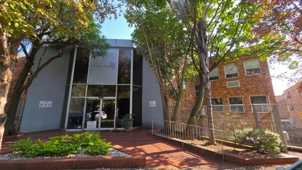 370 m² Commercial space