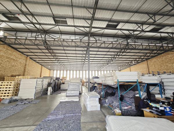 1 587 m² Industrial space
