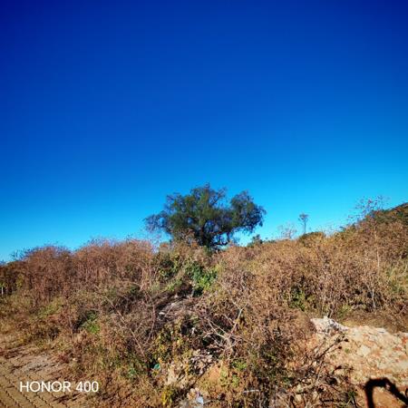 1 202 m² Land