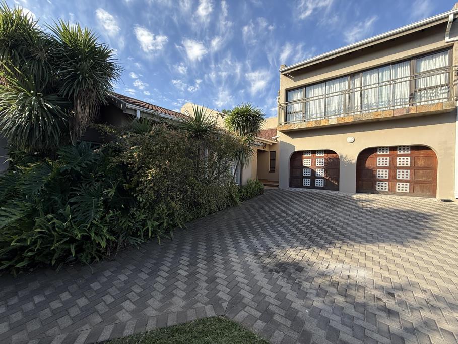 5 Bedroom House