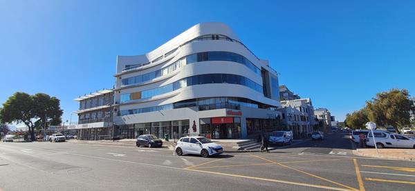 562 m² Commercial space