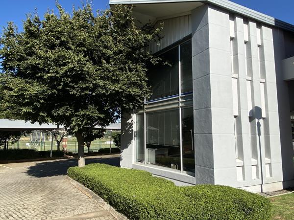 599 m² Industrial space