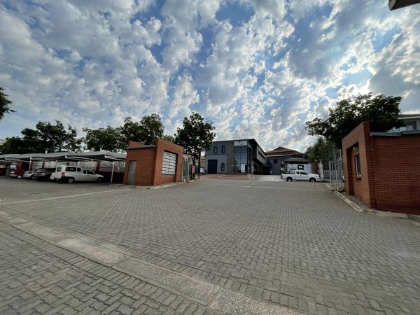 472 m² Industrial space
