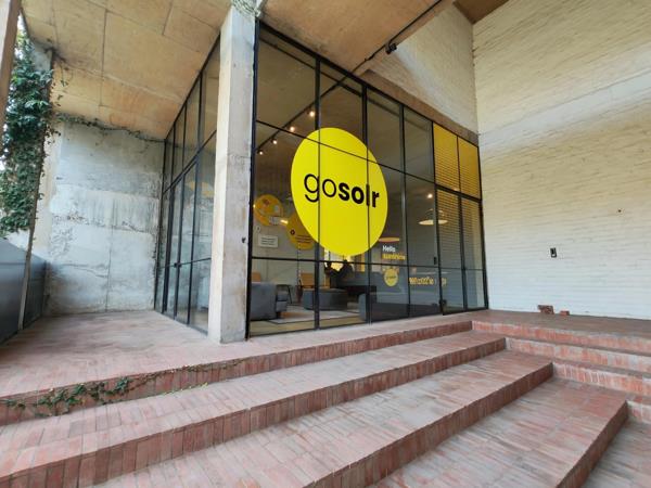 815 m² Office Space