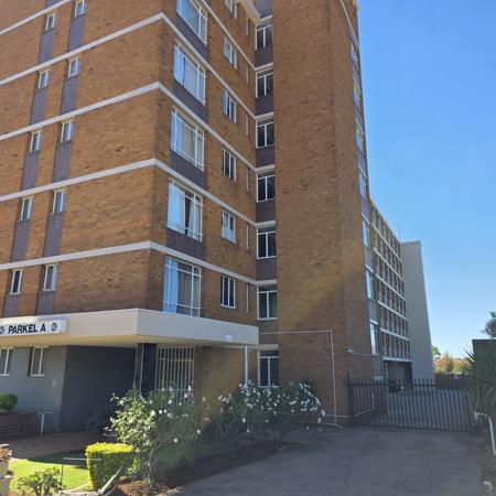 1.5 Bedroom Apartment