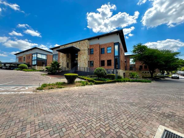 425.9 m² Commercial space