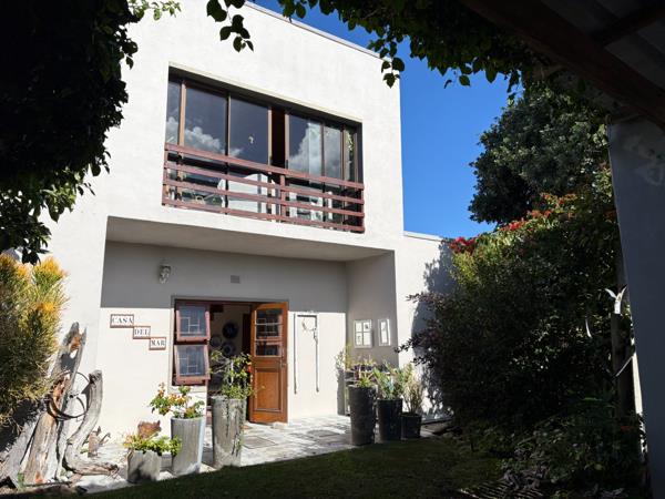 8 Bedroom House