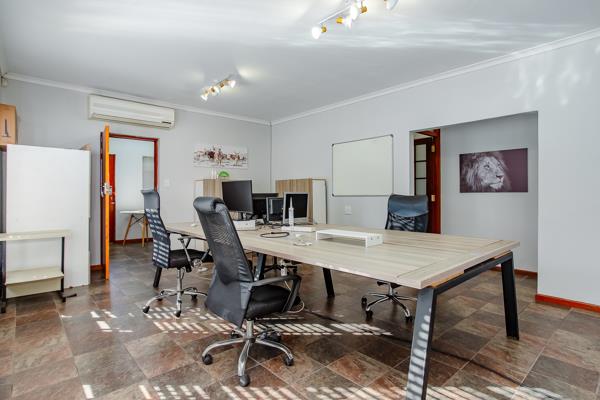 131 m² Commercial space