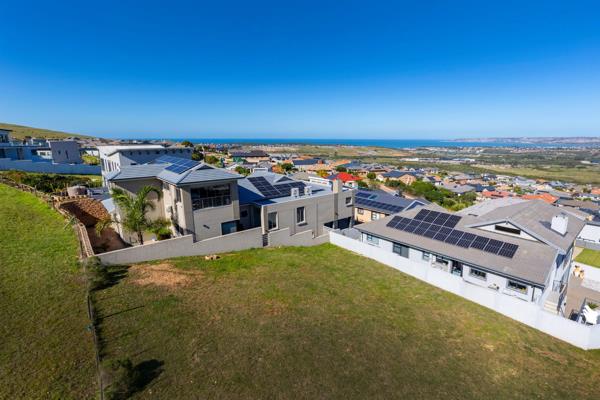 600 m² Land
