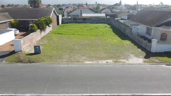 623 m² Land
