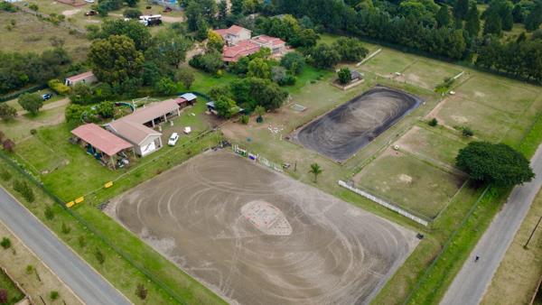 2.2 ha Farm