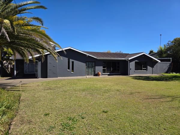 5 Bedroom House