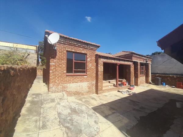 2 Bedroom House
