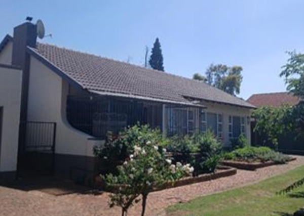5 Bedroom House