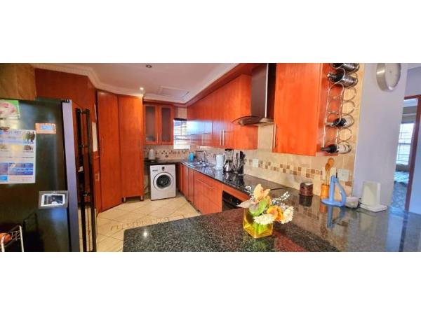 3 Bedroom Townhouse