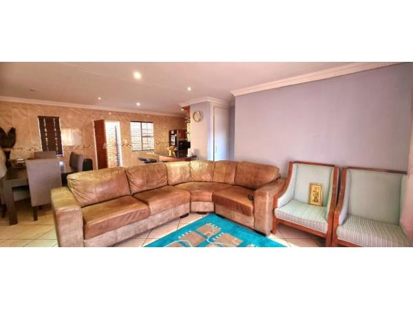 3 Bedroom Townhouse