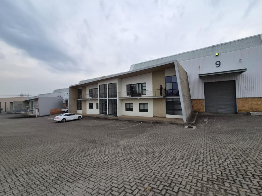 1 166 m² Industrial space