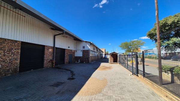 1 967 m² Industrial space