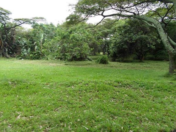 7 102 m² Land
