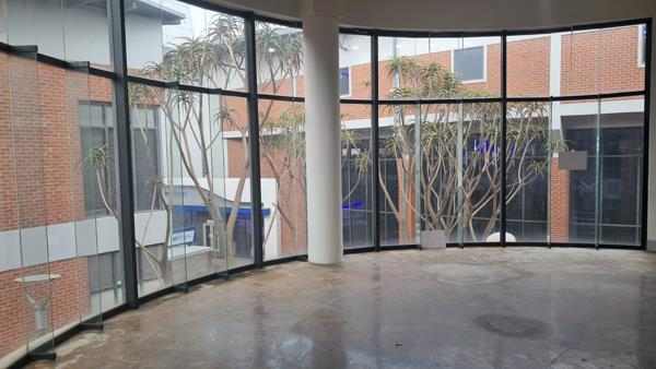 334 m² Retail Space