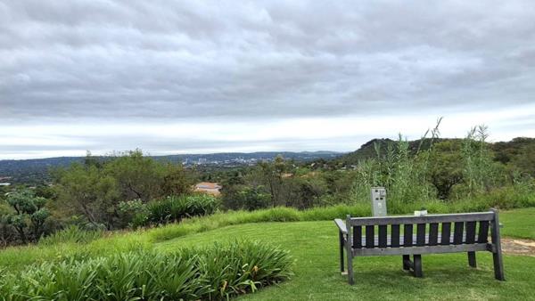 2 749 m² Land