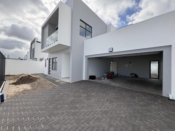 5 Bedroom House