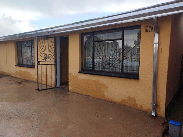 2 Bedroom House