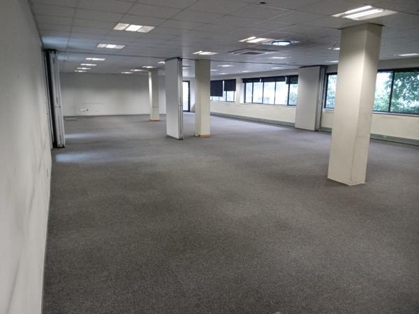 1 069 m² Commercial space