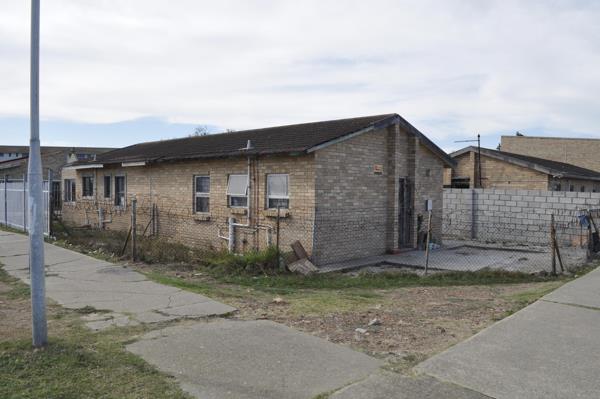 2 Bedroom House