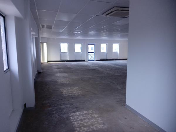 437 m² Commercial space