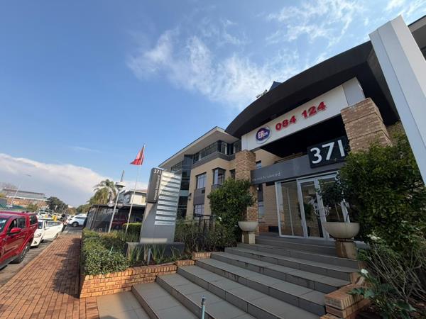 104 m² Commercial space