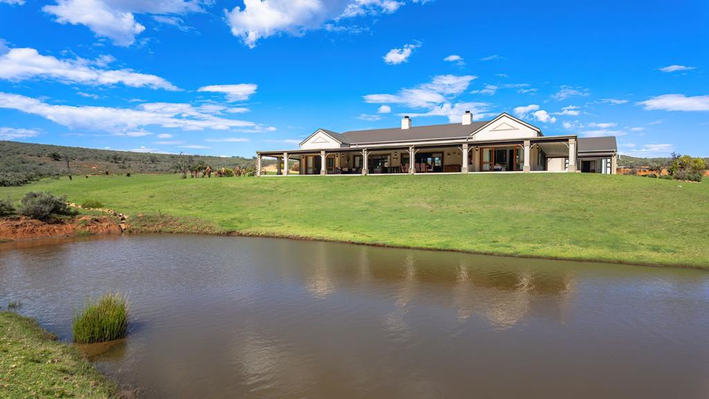 121.6 ha Farm