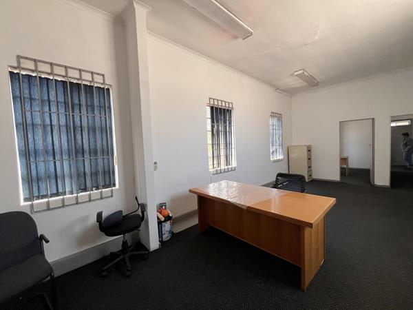 100 m² Commercial space