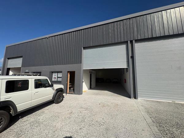 212 m² Industrial space