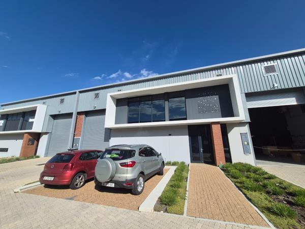 332 m² Industrial space