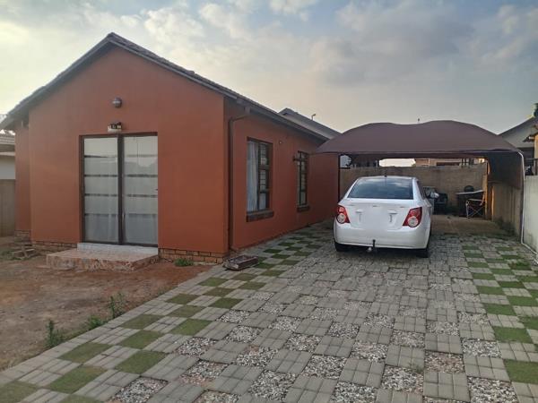 2 Bedroom House