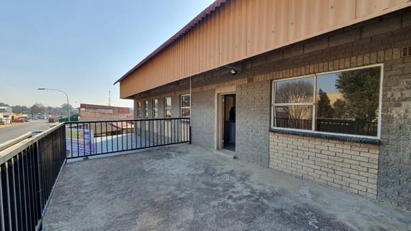 892 m² Industrial space