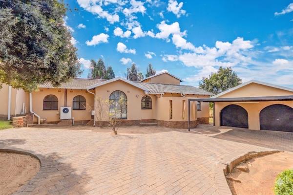 5 Bedroom House